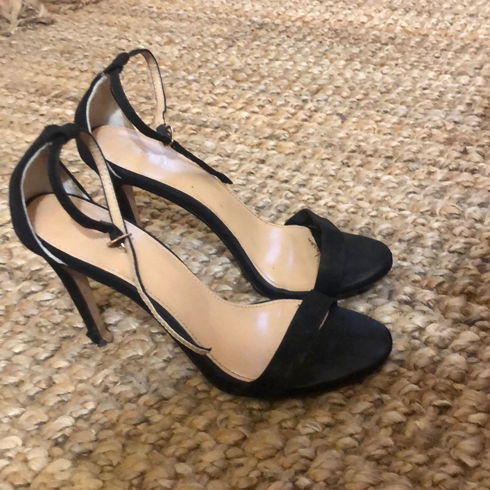Express black stilettos SZ. 7